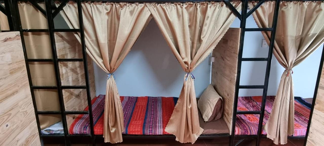 Hostel Rainbow House Ha Giang Exterior foto